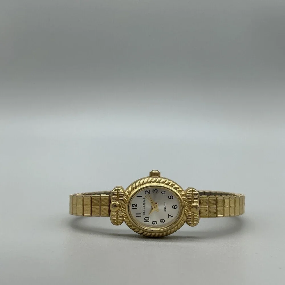 Concepts Womens Watch 18mm Silver Tone Oval Dial Bow Accent New Battery